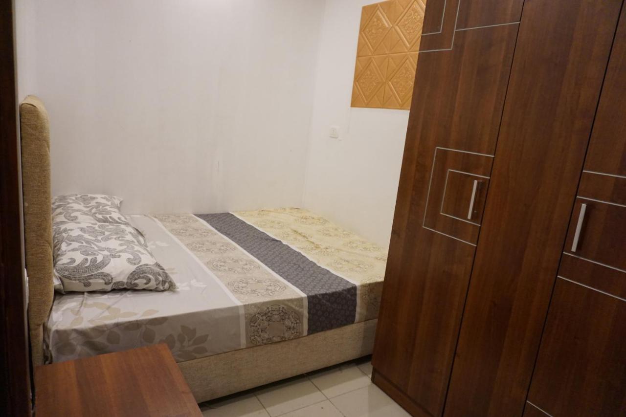 One Bedroom At The View - B104 Apartament